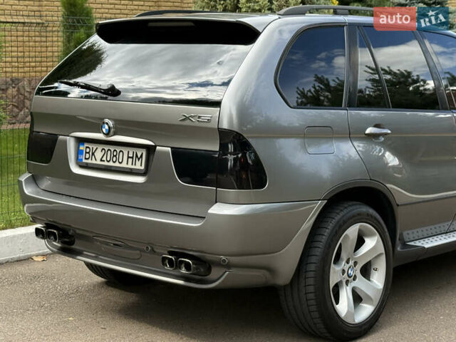 Серый БМВ Х5, объемом двигателя 3 л и пробегом 490 тыс. км за 11500 $, фото 7 на Automoto.ua
