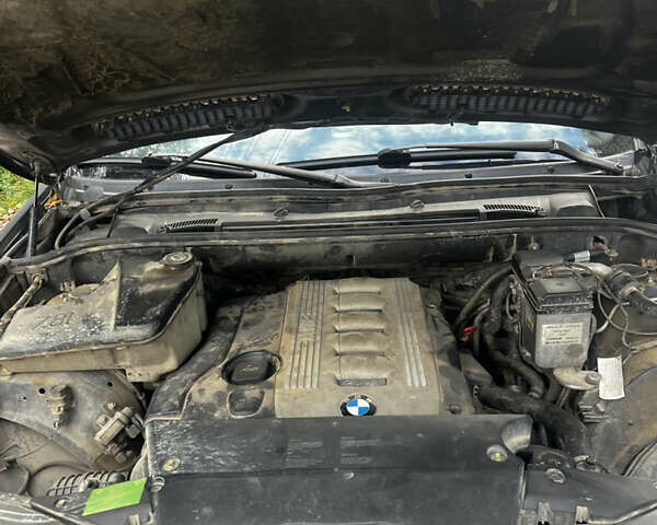 Серый БМВ Х5, объемом двигателя 2.99 л и пробегом 500 тыс. км за 6999 $, фото 11 на Automoto.ua