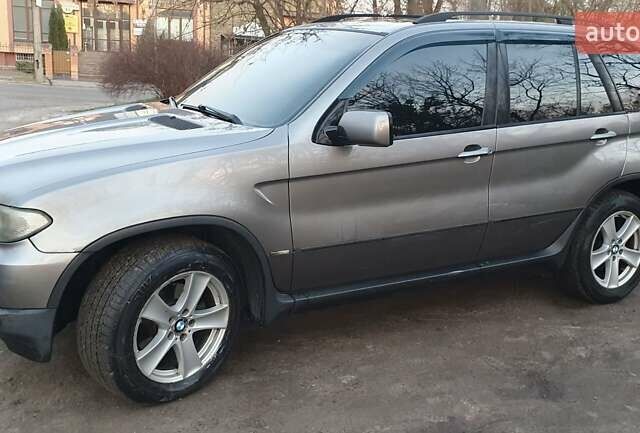Серый БМВ Х5, объемом двигателя 3 л и пробегом 350 тыс. км за 10950 $, фото 8 на Automoto.ua
