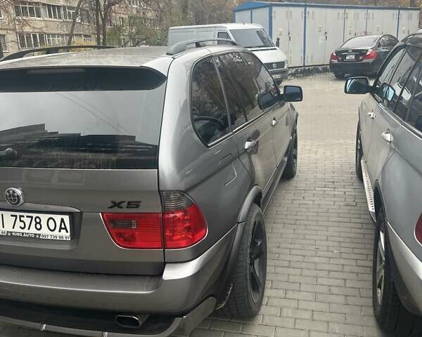 Серый БМВ Х5, объемом двигателя 3 л и пробегом 210 тыс. км за 11500 $, фото 16 на Automoto.ua