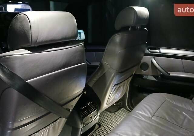 Сірий БМВ Х5, об'ємом двигуна 3 л та пробігом 260 тис. км за 12000 $, фото 3 на Automoto.ua