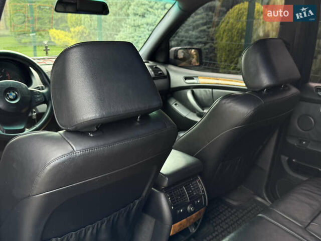 Серый БМВ Х5, объемом двигателя 3 л и пробегом 490 тыс. км за 11500 $, фото 20 на Automoto.ua