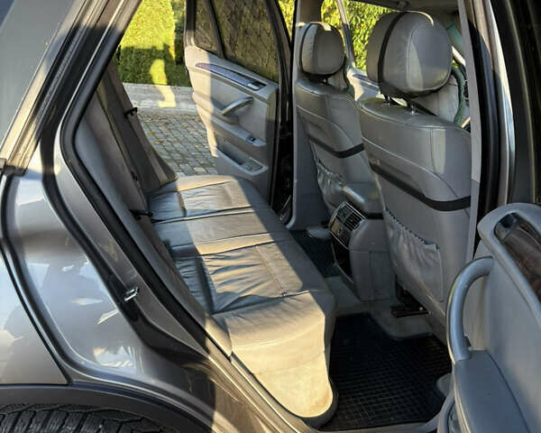 Сірий БМВ Х5, об'ємом двигуна 2.99 л та пробігом 348 тис. км за 9500 $, фото 10 на Automoto.ua
