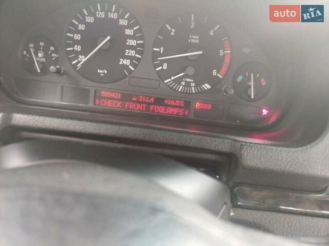 Серый БМВ Х5, объемом двигателя 3 л и пробегом 511 тыс. км за 10399 $, фото 8 на Automoto.ua