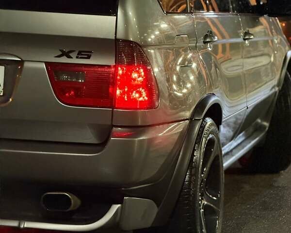 Серый БМВ Х5, объемом двигателя 3 л и пробегом 210 тыс. км за 11500 $, фото 3 на Automoto.ua