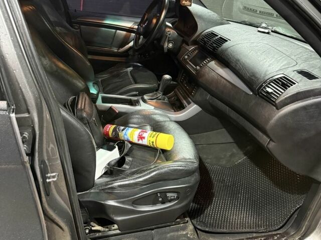 БМВ Х5 2004 в Черновцах на Automoto.ua Серый БМВ Х5, объемом двигателя 3 л и пробегом 480 тыс. км за 5999 $, фото 17 на Automoto.ua