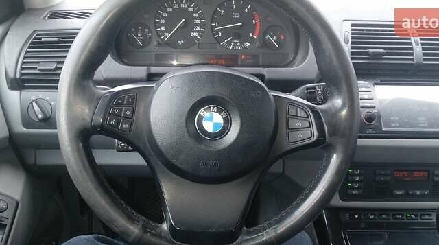 Серый БМВ Х5, объемом двигателя 2.99 л и пробегом 400 тыс. км за 9700 $, фото 3 на Automoto.ua