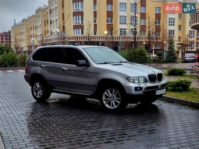 Серый БМВ Х5, объемом двигателя 4.4 л и пробегом 301 тыс. км за 9500 $, фото 1 на Automoto.ua