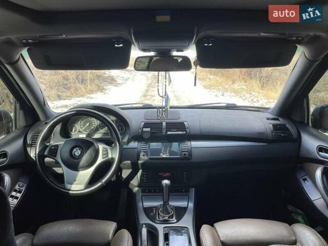 Серый БМВ Х5, объемом двигателя 3 л и пробегом 453 тыс. км за 11999 $, фото 8 на Automoto.ua