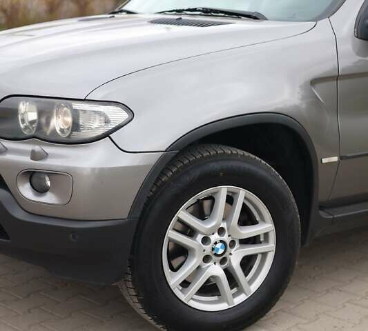 Серый БМВ Х5, объемом двигателя 2.98 л и пробегом 332 тыс. км за 8700 $, фото 10 на Automoto.ua