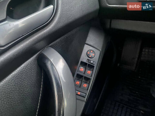 Серый БМВ Х5, объемом двигателя 2.99 л и пробегом 347 тыс. км за 10500 $, фото 18 на Automoto.ua