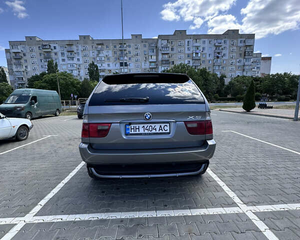 Серый БМВ Х5, объемом двигателя 3 л и пробегом 283 тыс. км за 15000 $, фото 4 на Automoto.ua