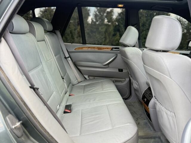 Серый БМВ Х5, объемом двигателя 3 л и пробегом 400 тыс. км за 6100 $, фото 23 на Automoto.ua