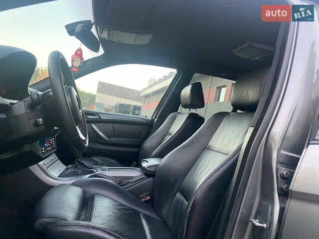 Серый БМВ Х5, объемом двигателя 2.99 л и пробегом 347 тыс. км за 10500 $, фото 16 на Automoto.ua