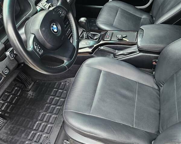 Серый БМВ Х5, объемом двигателя 3 л и пробегом 227 тыс. км за 9000 $, фото 15 на Automoto.ua