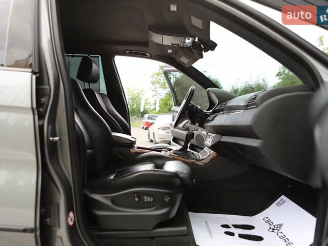 Серый БМВ Х5, объемом двигателя 3 л и пробегом 290 тыс. км за 16500 $, фото 52 на Automoto.ua