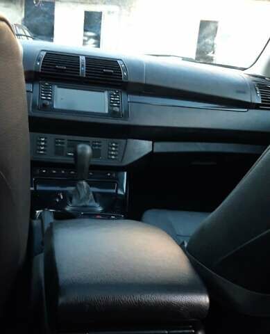 Серый БМВ Х5, объемом двигателя 3 л и пробегом 340 тыс. км за 6500 $, фото 17 на Automoto.ua