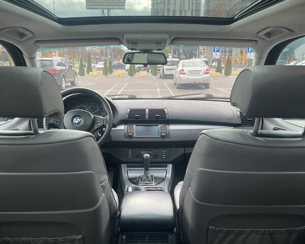 Серый БМВ Х5, объемом двигателя 3 л и пробегом 443 тыс. км за 11200 $, фото 8 на Automoto.ua