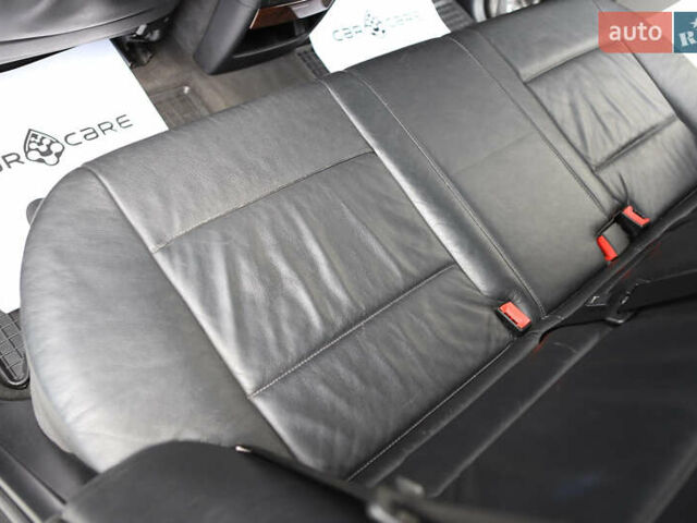 Серый БМВ Х5, объемом двигателя 3 л и пробегом 290 тыс. км за 16500 $, фото 57 на Automoto.ua