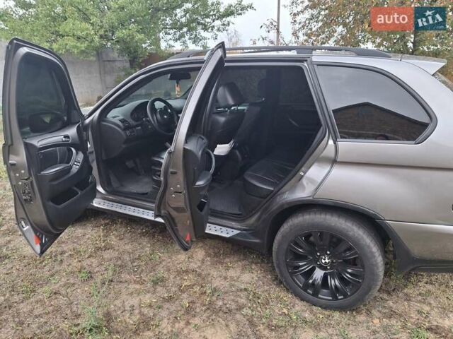 Серый БМВ Х5, объемом двигателя 3 л и пробегом 330 тыс. км за 11400 $, фото 8 на Automoto.ua