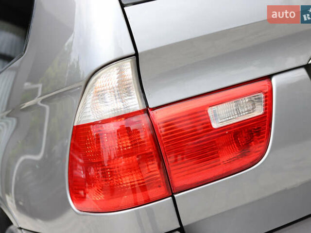 Серый БМВ Х5, объемом двигателя 3 л и пробегом 290 тыс. км за 16500 $, фото 32 на Automoto.ua