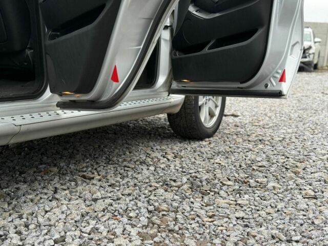 Серый БМВ Х5, объемом двигателя 3 л и пробегом 334 тыс. км за 6200 $, фото 3 на Automoto.ua