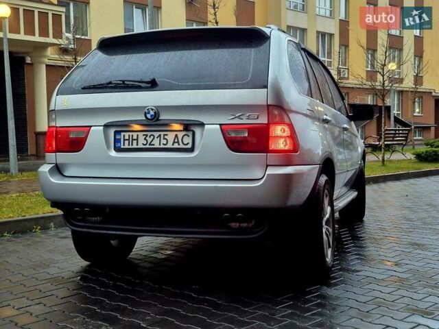Серый БМВ Х5, объемом двигателя 4.4 л и пробегом 301 тыс. км за 9500 $, фото 11 на Automoto.ua