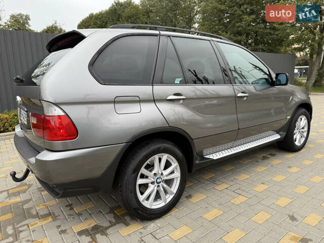 Серый БМВ Х5, объемом двигателя 3 л и пробегом 336 тыс. км за 12800 $, фото 4 на Automoto.ua
