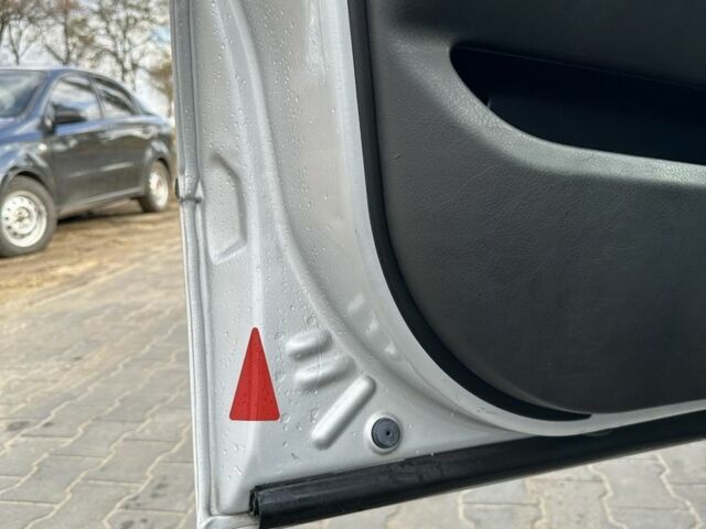 БМВ Х5 2005 в Васильковке на Automoto.ua Серый БМВ Х5, объемом двигателя 3 л и пробегом 378 тыс. км за 6990 $, фото 15 на Automoto.ua