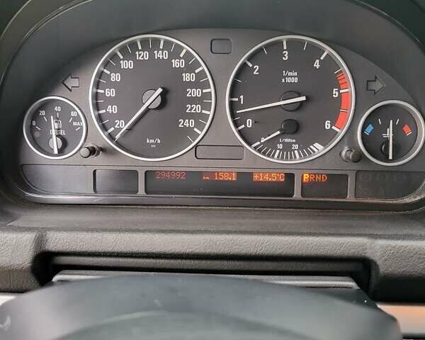 Серый БМВ Х5, объемом двигателя 3 л и пробегом 300 тыс. км за 14200 $, фото 33 на Automoto.ua
