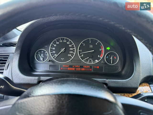 Серый БМВ Х5, объемом двигателя 3 л и пробегом 343 тыс. км за 13300 $, фото 8 на Automoto.ua