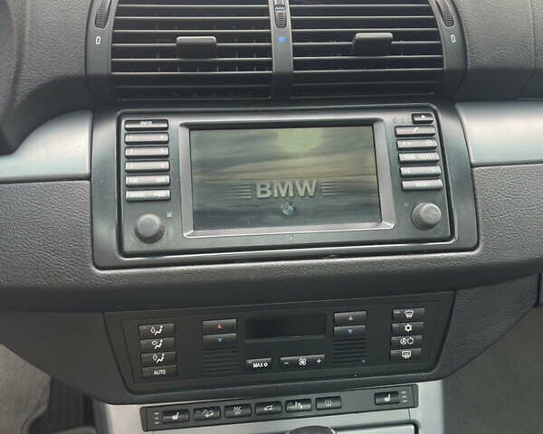 Серый БМВ Х5, объемом двигателя 3 л и пробегом 443 тыс. км за 11200 $, фото 13 на Automoto.ua