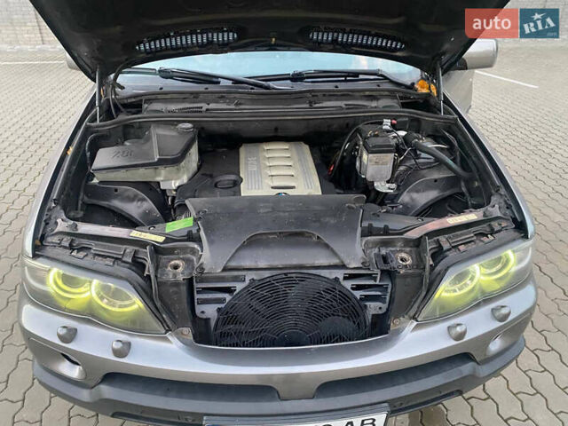 Серый БМВ Х5, объемом двигателя 2.99 л и пробегом 347 тыс. км за 10500 $, фото 11 на Automoto.ua