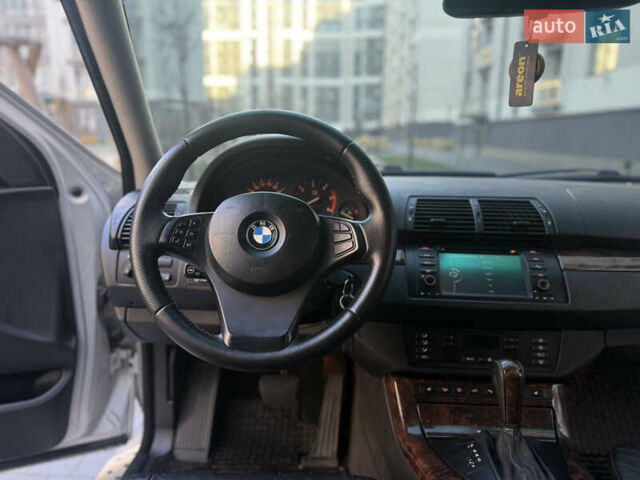 Серый БМВ Х5, объемом двигателя 3 л и пробегом 370 тыс. км за 10000 $, фото 12 на Automoto.ua