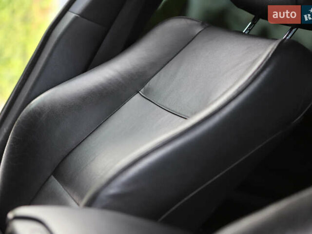 Серый БМВ Х5, объемом двигателя 3 л и пробегом 290 тыс. км за 16500 $, фото 43 на Automoto.ua