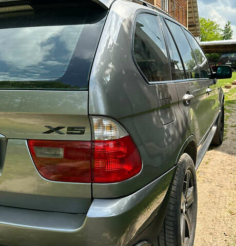 Сірий БМВ Х5, об'ємом двигуна 3 л та пробігом 382 тис. км за 13000 $, фото 1 на Automoto.ua