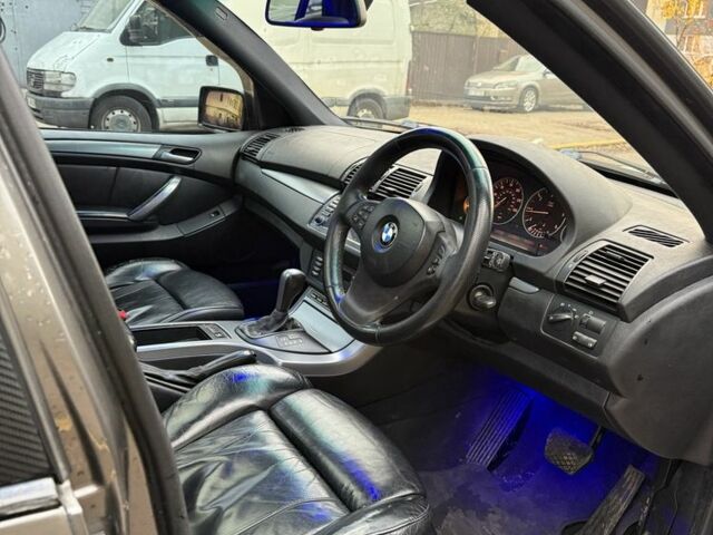 Серый БМВ Х5, объемом двигателя 3 л и пробегом 280 тыс. км за 4500 $, фото 8 на Automoto.ua
