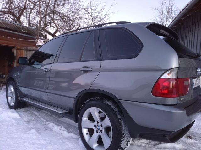 Серый БМВ Х5, объемом двигателя 3 л и пробегом 273 тыс. км за 12000 $, фото 8 на Automoto.ua