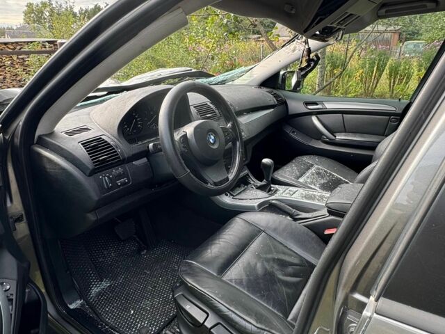 Серый БМВ Х5, объемом двигателя 3 л и пробегом 315 тыс. км за 6500 $, фото 6 на Automoto.ua