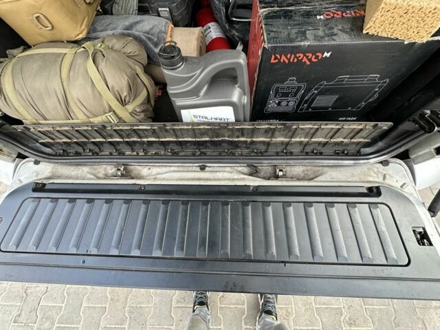 БМВ Х5 2005 в Васильковке на Automoto.ua Серый БМВ Х5, объемом двигателя 3 л и пробегом 378 тыс. км за 6990 $, фото 18 на Automoto.ua