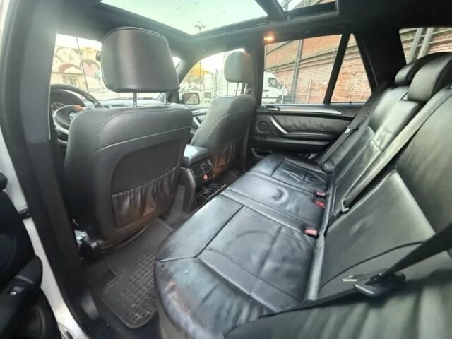 Сірий БМВ Х5, об'ємом двигуна 3 л та пробігом 260 тис. км за 3850 $, фото 5 на Automoto.ua