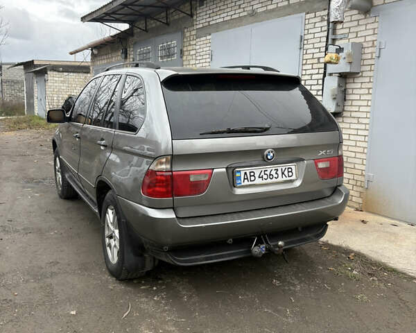 Серый БМВ Х5, объемом двигателя 3 л и пробегом 307 тыс. км за 10400 $, фото 2 на Automoto.ua