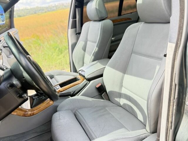 Серый БМВ Х5, объемом двигателя 3 л и пробегом 400 тыс. км за 6100 $, фото 17 на Automoto.ua