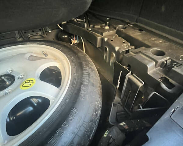 Сірий БМВ Х5, об'ємом двигуна 3 л та пробігом 293 тис. км за 11099 $, фото 35 на Automoto.ua