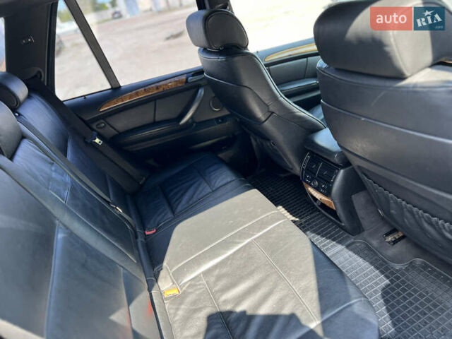 Серый БМВ Х5, объемом двигателя 3 л и пробегом 343 тыс. км за 13300 $, фото 31 на Automoto.ua