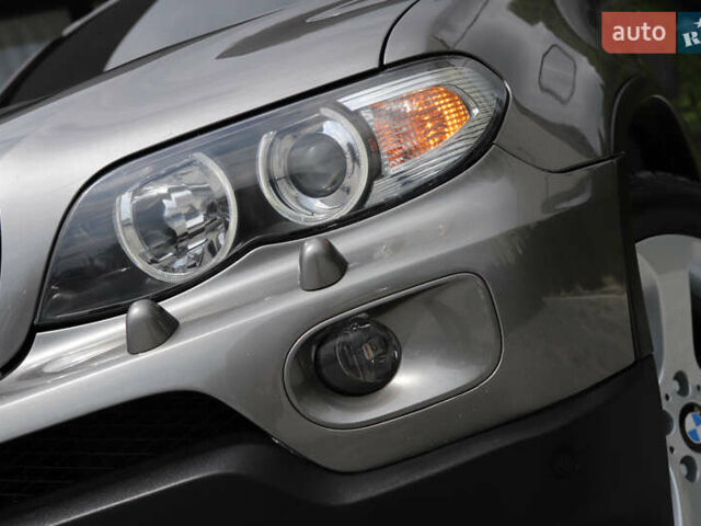 Серый БМВ Х5, объемом двигателя 3 л и пробегом 290 тыс. км за 16500 $, фото 12 на Automoto.ua