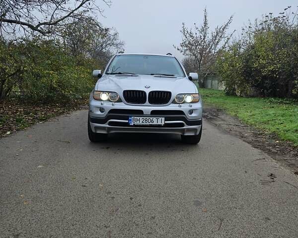 Серый БМВ Х5, объемом двигателя 3 л и пробегом 227 тыс. км за 9000 $, фото 2 на Automoto.ua