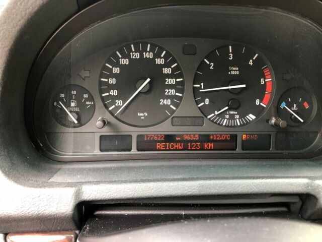 Сірий БМВ Х5, об'ємом двигуна 3 л та пробігом 177 тис. км за 5205 $, фото 7 на Automoto.ua