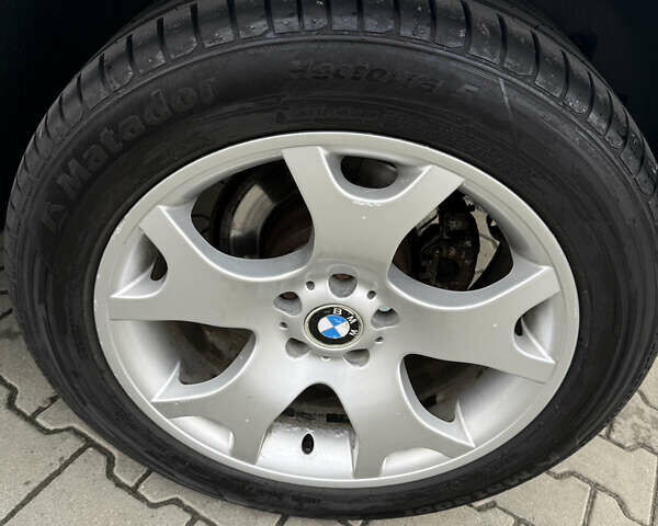 Серый БМВ Х5, объемом двигателя 2.99 л и пробегом 470 тыс. км за 7233 $, фото 11 на Automoto.ua