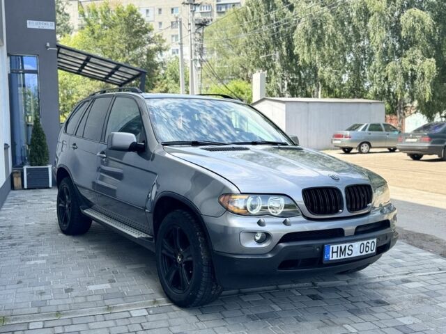 Серый БМВ Х5, объемом двигателя 3 л и пробегом 340 тыс. км за 6700 $, фото 1 на Automoto.ua